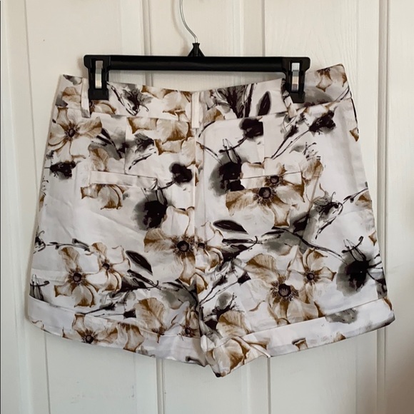 Shorts - Picture 2 of 2